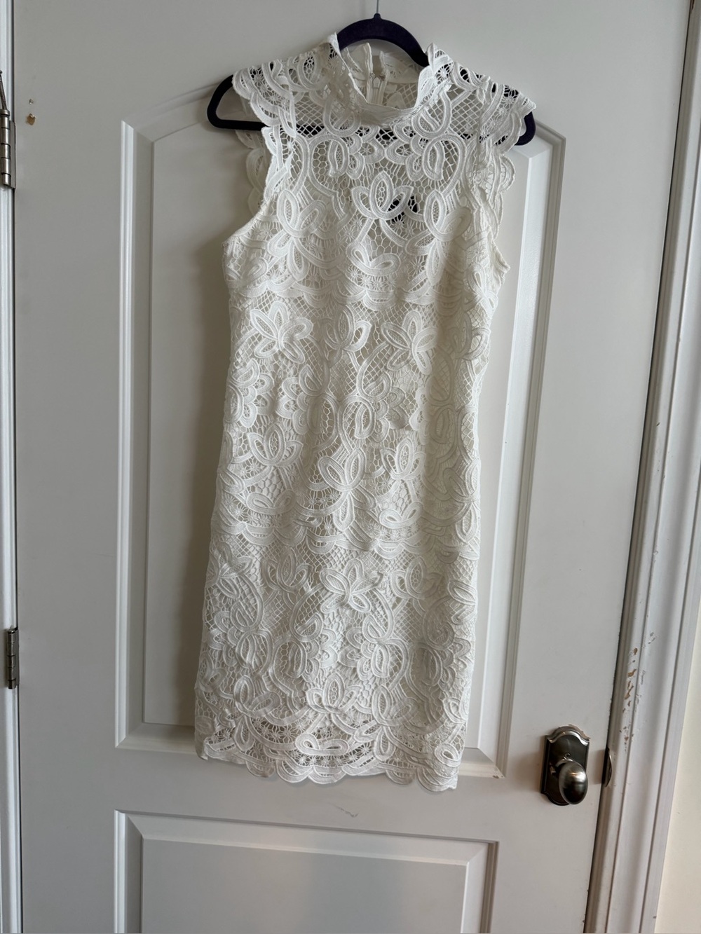 Laundry By Shelli Segal Ivory Floral Lace High-Neck Chemise
